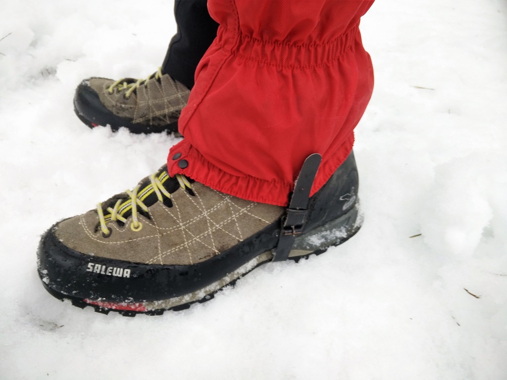 gaiters for snow hiking