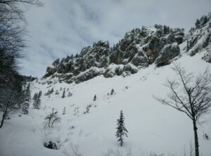 Ratitovec Altemaver Trail - Cliff on the right