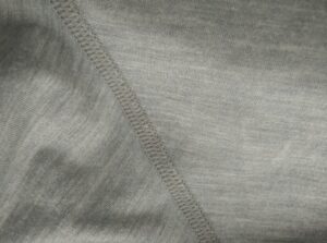 Lasting Merino 160 Back t-shirt - flatlock seams close-up