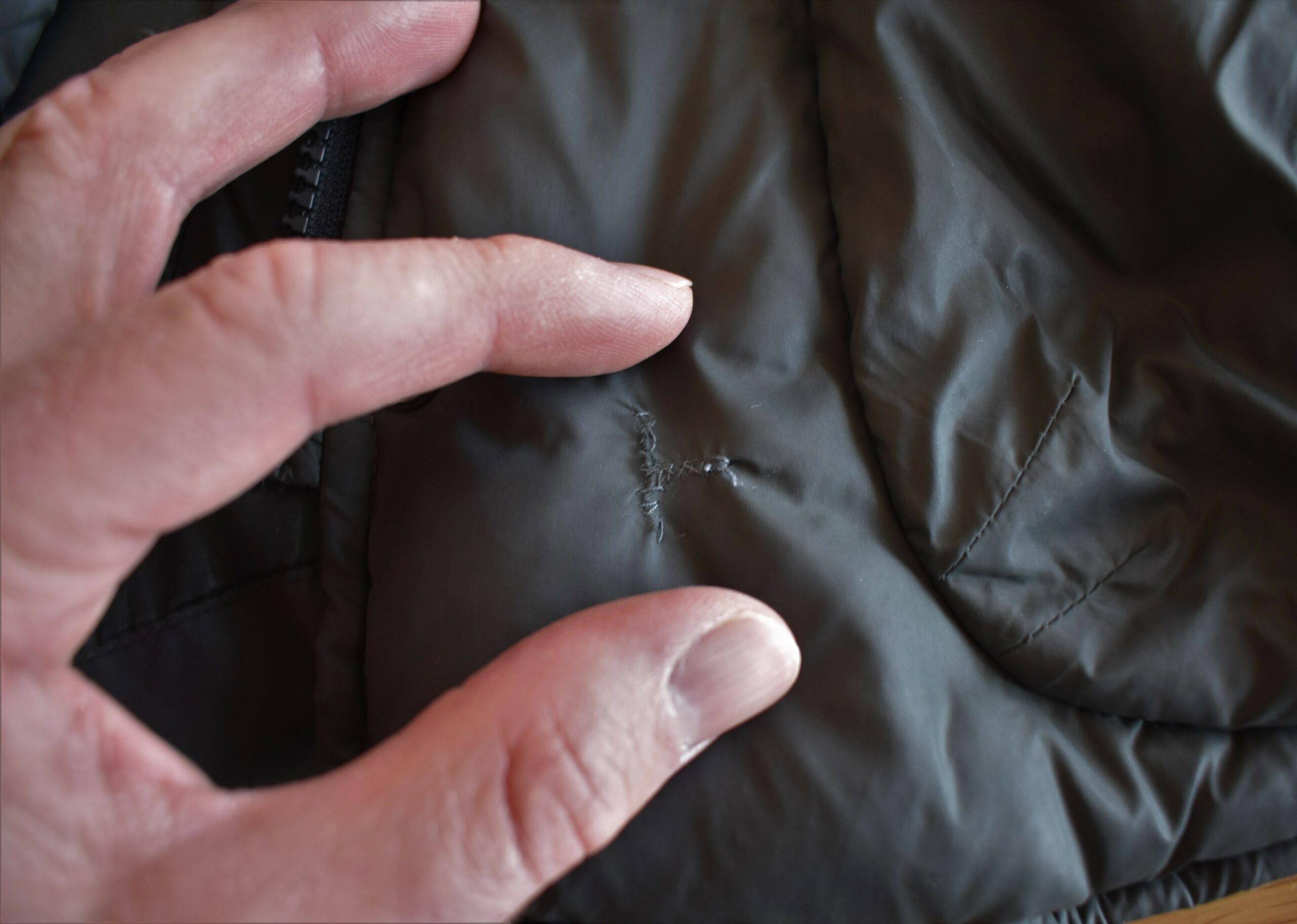 yesterday Mind Marked how to fix tear in puffer jacket Intensive Noisy ...