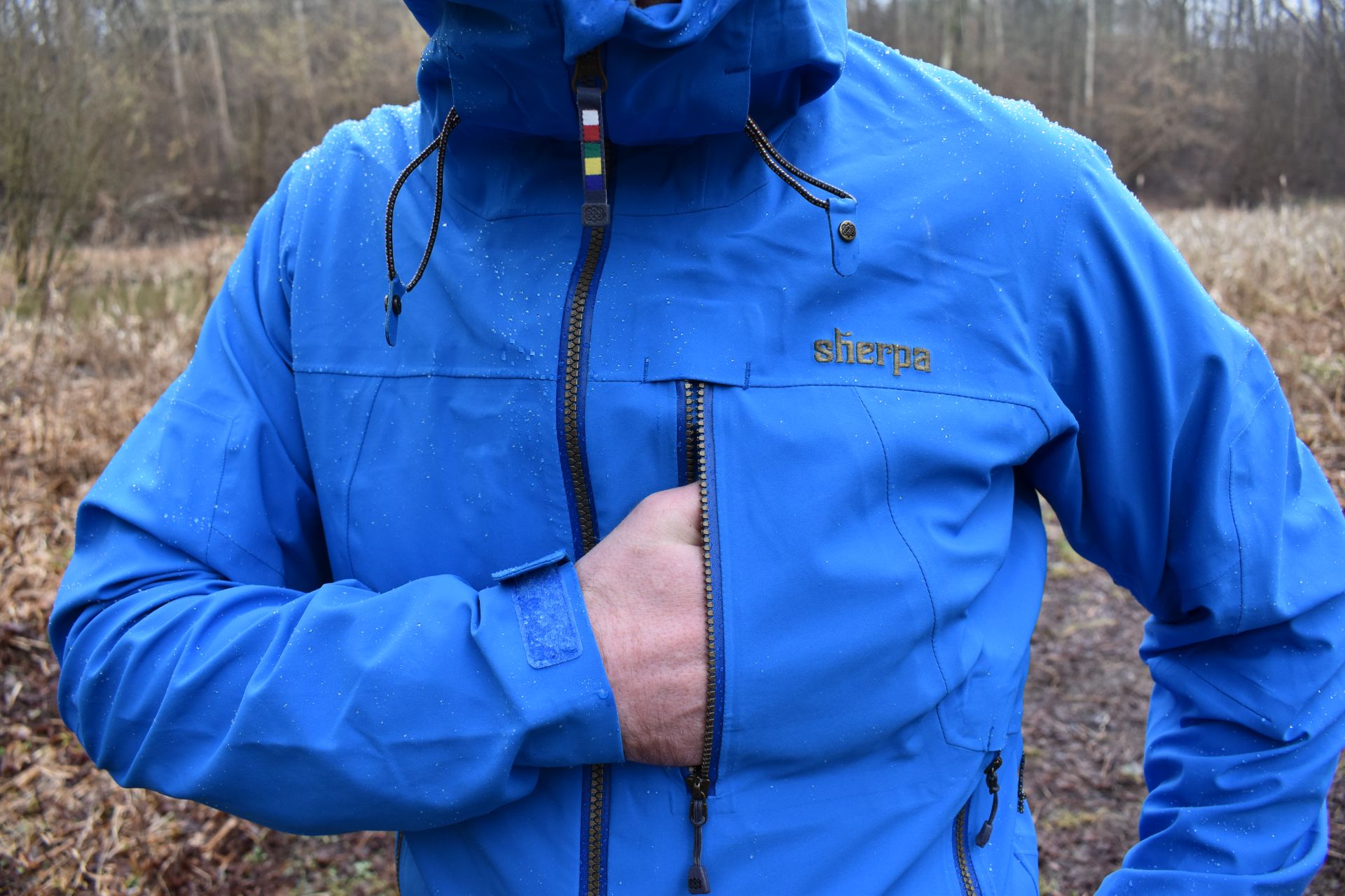 2.5-Layer VS. 3-Layer Rain Jackets: What is a better option? | Best Hiking