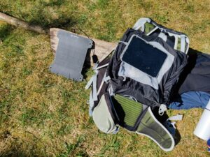 Sunnybag Leaf Pro: Charging Kindle on a backpacking trip